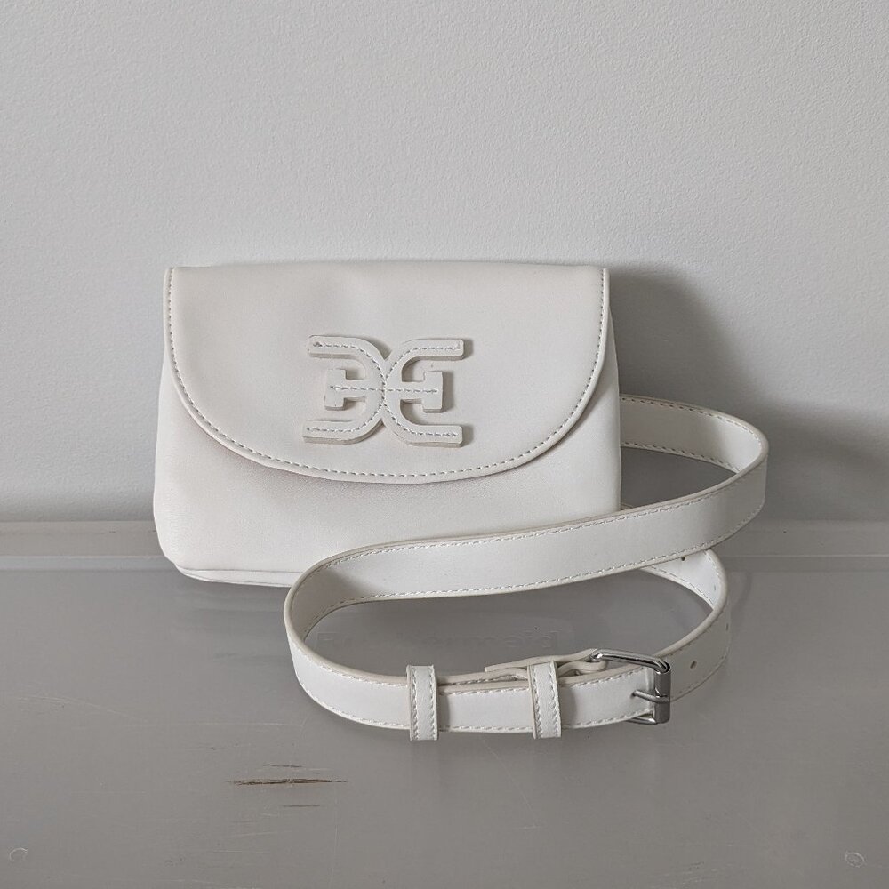 Sam Edelman - "Emily" White Shoulder Belt Bag w/ Adjustable Strap